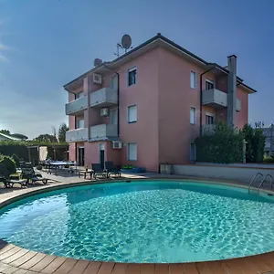 Giada Palace - Italy